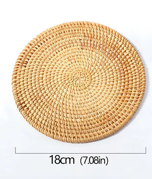 Posavasos e Individuales Marula Coil tejidos de ratán · Set decorativo apilable