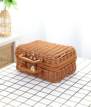 OakTrail Picnic · Maleta de ratán tejida