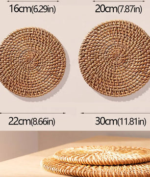 Posavasos e Individuales Marula Coil tejidos de ratán · Set decorativo apilable