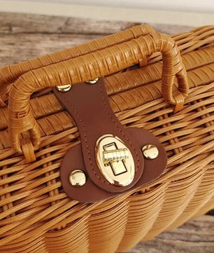 OakTrail Picnic · Maleta de ratán tejida